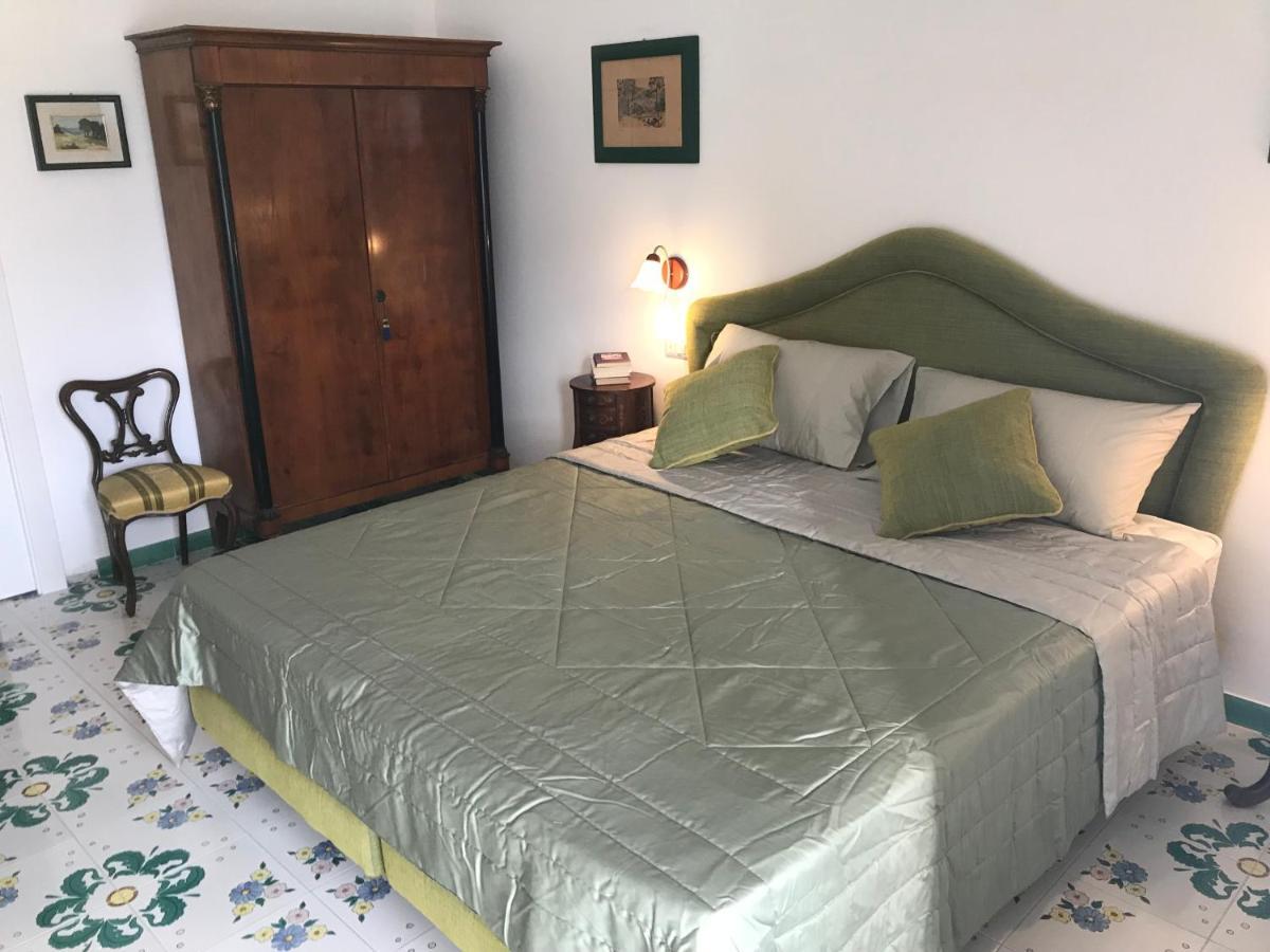 Resort Ferrara Villa Multa Quies Масса-Лубренсе Экстерьер фото