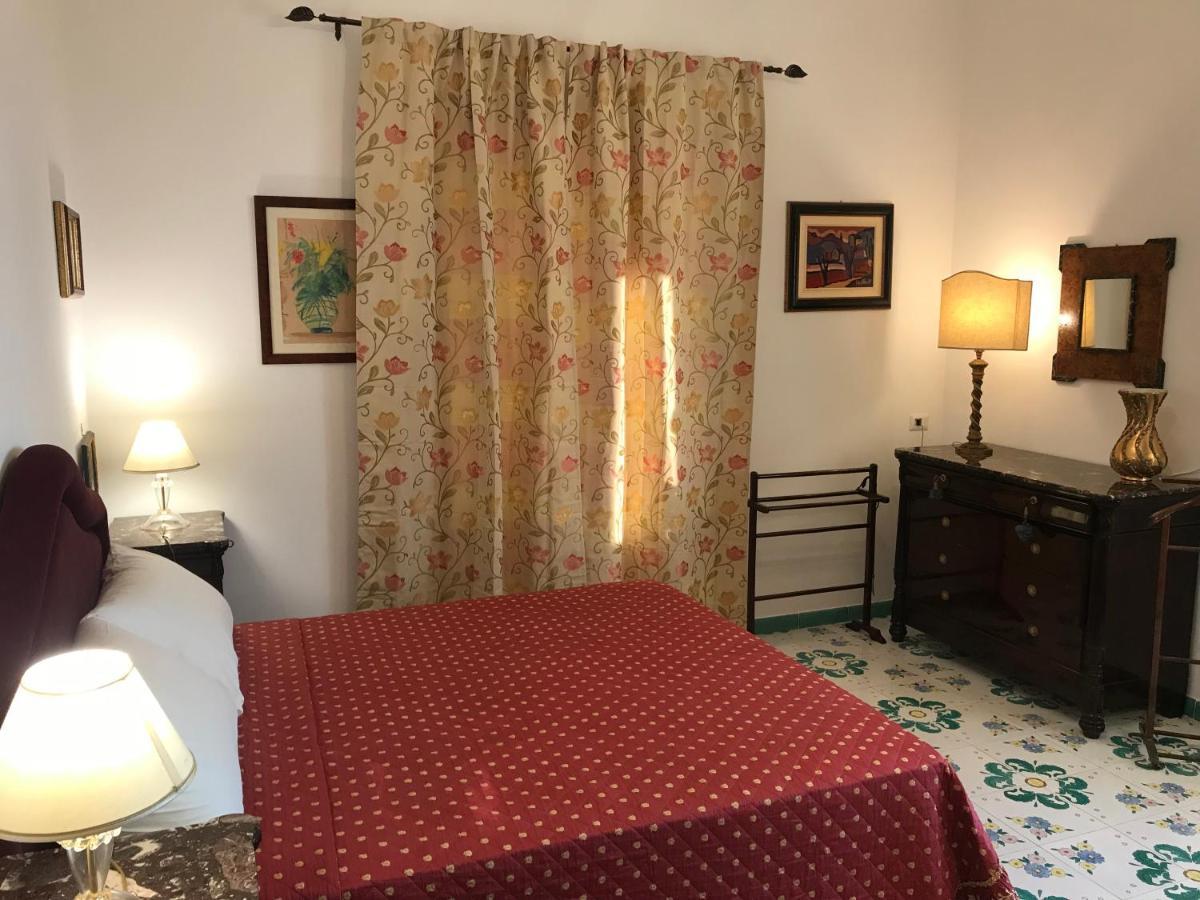 Resort Ferrara Villa Multa Quies Масса-Лубренсе Экстерьер фото